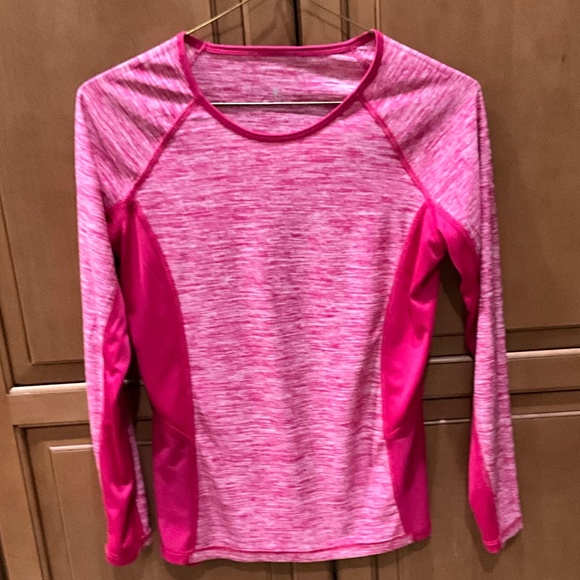 Danskin Women’s Red Long Sleeve Athletic Top Sz M - Picture 2 of 6